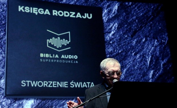 Jerzy Trela w roli Boga w słuchowisku "Biblia Audio superprodukcja"