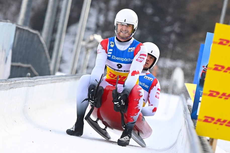 Jerzy Wojciech Chmielewski i Jakub Kowalewski podczas zawodów debelowych Mistrzostw Świata FIL w Saneczkarstwie w Koenigssee /LUKAS BARTH-TUTTAS /PAP/EPA