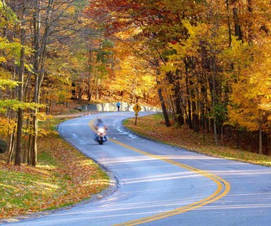 Jesień na motocyklu. Jak się ubrać, żeby się nie przeziębić?