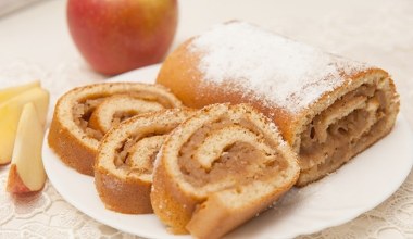 Jesienne ciasto siostry Anastazji. Lepszej rolady w życiu nie jadłam