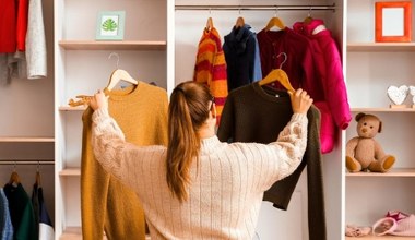 Jesienne stylizacje 2025 – jak zbudować praktyczną garderobę i wybrać modne ubrania na jesień
