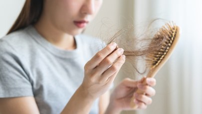 Jesienny problem z włosami? Te napoje mogą zdziałać cuda