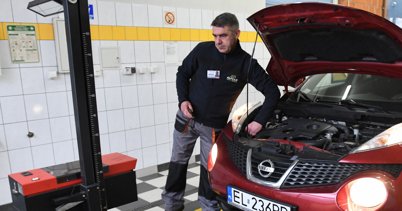 Jeśli auto nie przejdzie przeglądu, ubezpieczyciel będzie to wiedział /ANDRZEJ ZBRANIECKI /East News