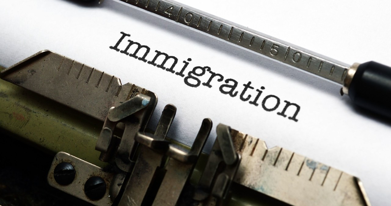 Jeśli chcemy zatrzymać nadchodzącą katastrofę demograficzną, potrzebujemy 140 tys. imigrantów /123RF/PICSEL