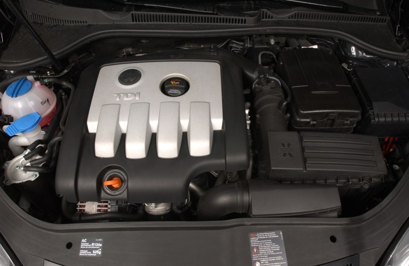 Jeśli diesel, to tylko 1.9 TDI. 2.0 TDI jest bardziej awaryjny. /Motor