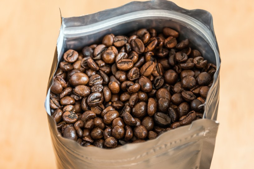 Jeśli kawa ma zapewnione odpowiednie warunki, można ją naprawdę długo przechowywać /123RF/PICSEL