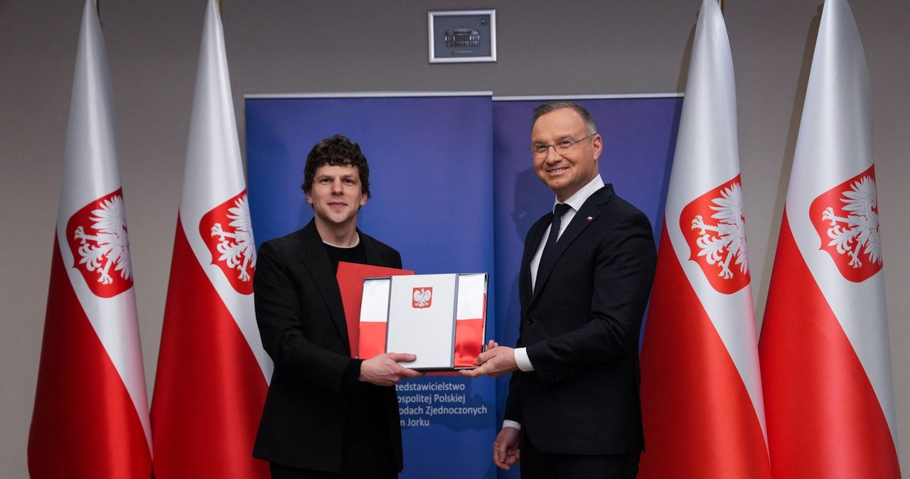 Jesse Eisenberg i prezydent Andrzej Duda /Adam Gray / Reuters / Forum /Agencja FORUM