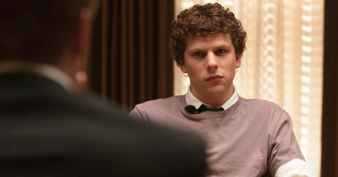 Jesse Eisenberg w filmie "The Social Network" /Merrick Morton/Columbia Pictures/Courtesy Everett Collection /East News