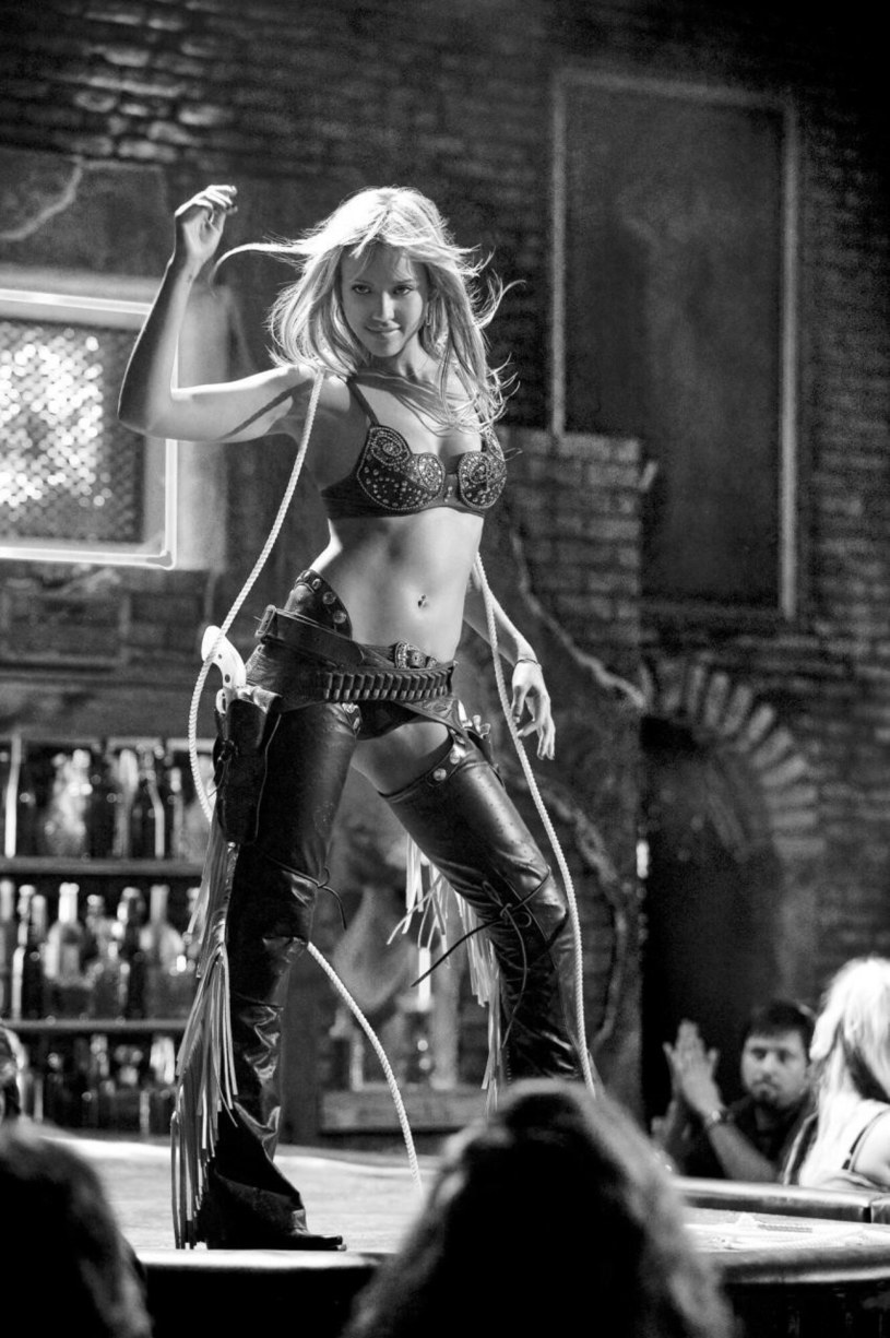 Jessica Alba w filmie "Sin City" / Capital Pictures /East News