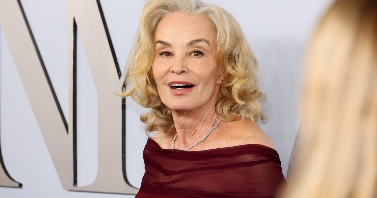 Jessica Lange /Dia Dipasupil /Getty Images