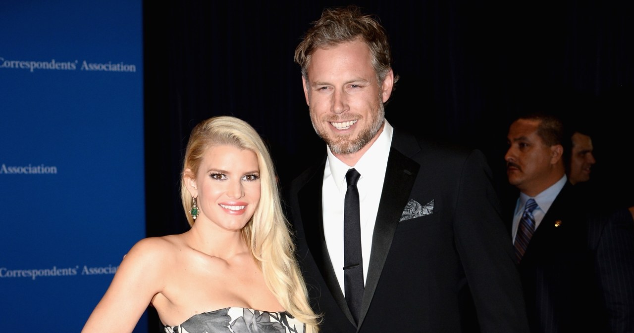 Jessica Simpson i Eric Johnsson na jednej z imprez /Dimitrios Kambouris /Getty Images