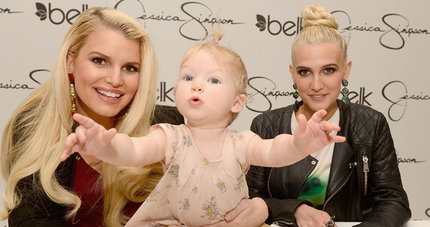 Jessica Simpson z córką Maxwell Johnson i siostrą Ashlee Simpson /Jamie McCarthy /Getty Images