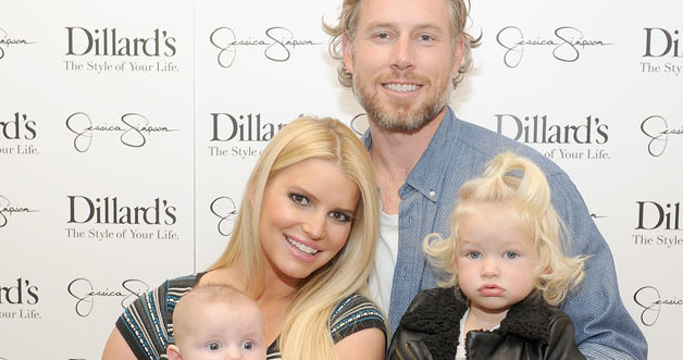 Jessica Simpson z mężem i dziećmi /Jamie McCarthy /Getty Images