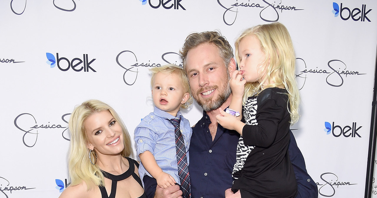 Jessica Simpson z mężem i dziećmi /Jamie McCarthy /Getty Images