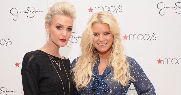 Jessica Simpson z siostrą Ashley /Jamie McCarthy /Getty Images