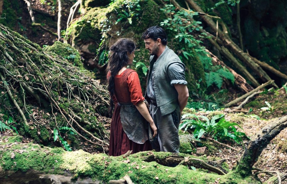 Jessie Buckley i Paul Mescal na planie "Hamneta" /IMAGO/Supplied by LMK /PAP/IMAGO