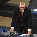 Jest decyzja PE ws. immunitetu Grzegorza Brauna