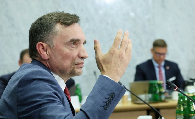 Jest decyzja w sprawie paszportu Zbigniewa Ziobry 