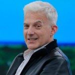 Jest ikoną polskiej telewizji. Gospodarz "Milionerów" kończy 60 lat