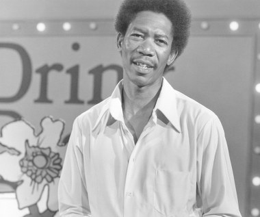 Jest jednym z najbardziej znanych i utytułowanych amerykańskich aktorów. W swojej karierze wcielał się m.in. w postać prezydenta USA, Nelsona Mandeli oraz... Boga. W czwartek, 1 czerwca, Morgan Freeman obchodzi 80. urodziny.
  
Urodzony w Memphis Freeman pierwsze kroki w zawodzie aktora stawiał na deskach teatralnych, grając w licznych tzw. off-broadwayowskich sztukach. Popularność przyniósł mu udział w programie dla dzieci "The Electric Company" (na zdjęciu), nadawanym w latach 1971 - 1977. Jego filmowym debiutem był "Lombardzista" (1964), gdzie pojawił się jako... anonimowy przechodzień na ulicy.