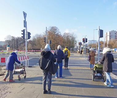 Jest nas coraz mniej. W 2022 r. ponownie spadła liczba ludności Polski. "Nie ma szans na szybką poprawę"