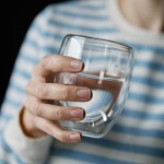 Jest naturalnym izotonikiem i ma niewiele kalorii. Wspomaga serce, obniża cholesterol i reguluje poziom cukru