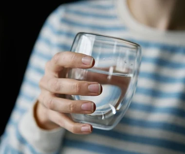 Jest naturalnym izotonikiem i ma niewiele kalorii. Wspomaga serce, obniża cholesterol i reguluje poziom cukru