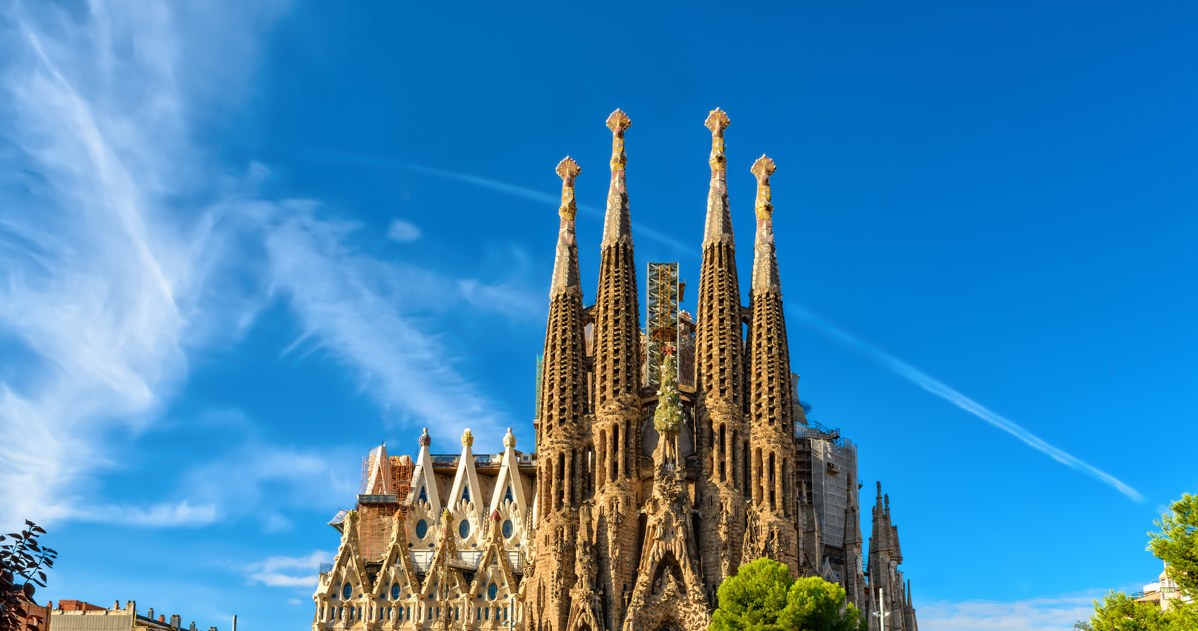 Jest oficjalna data ukończenia Sagrada Familia. W 100. rocznicę śmierci architekta /123RF/PICSEL
