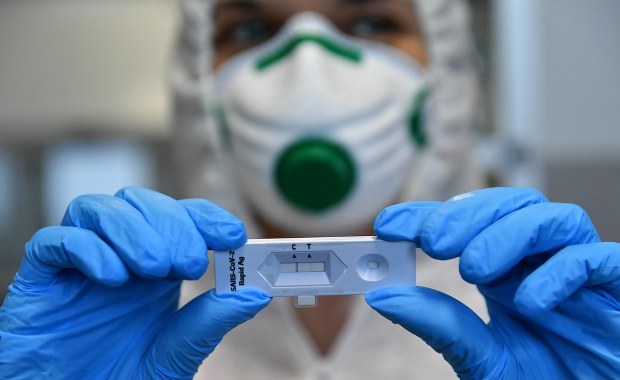 Jest optymistyczny sygnał ws. trzeciej fali pandemii. Jest i „ale”