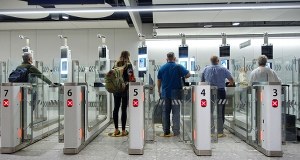 Jest porozumienie krajów UE ws. praw pasażerów. Odszkodowanie po 3 godzinach opóźnienia
