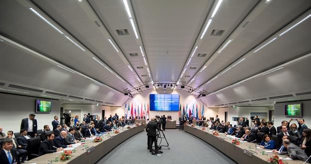 Jest porozumienie OPEC w sprawie zmniejszenia dostaw ropy /fot. Joe Klamar /AFP