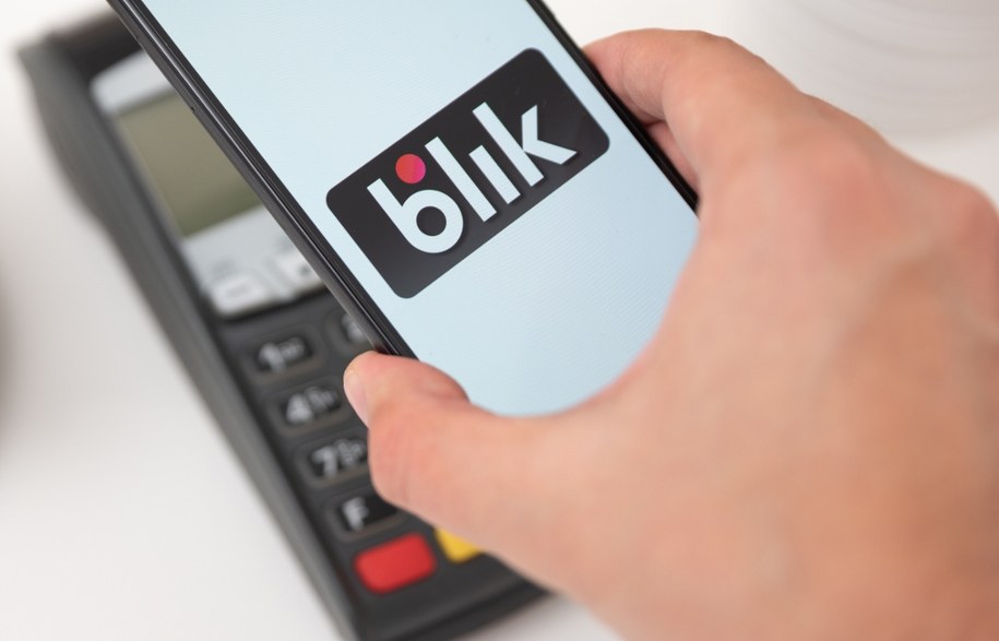​Będzie ustawa regulująca system BLIK. Chodzi o przelewy na zły numer telefonu