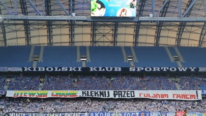 Jest śledztwo ws. antylitewskiego transparentu na meczu Lecha