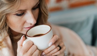 Jest słodki, ale niskokaloryczny, nie wywołuje skoków insuliny. Nazywany jest cukrem nowej generacji