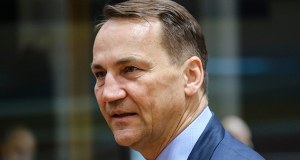 Jest szansa na kompromis ws. ambasadorów. Sikorski: Myślę, że go zawrzemy