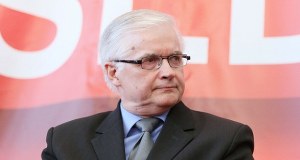 Jest wyrok sądu ws. Włodzimierza Cimoszewicza