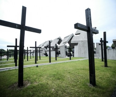 Jest wyrok ws. urzędników, którzy biesiadowali na terenie mauzoleum