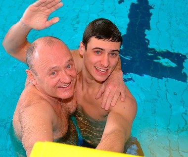 "Jestem bardzo związany z rodzicami. Oni chcą dla mnie jak najlepiej. Jesteśmy blisko siebie jak tylko tego potrzebujemy" - deklaruje Mateusz Damięcki. Jego ojcem jest aktor Maciej Damięcki (na zdjęciu).

Trzy lata temu aktor pomógł ojcu w walce z rakiem prostaty.

 

 