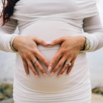 Jesteś w ciąży, a mimo tego nadal chcesz malować paznokcie? Takie jest zdanie eksperta