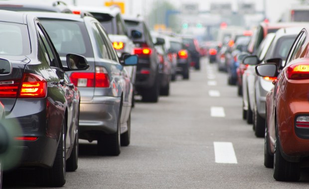 Jesteś w trasie, wracasz z wakacji? Sprawdź, gdzie są największe korki