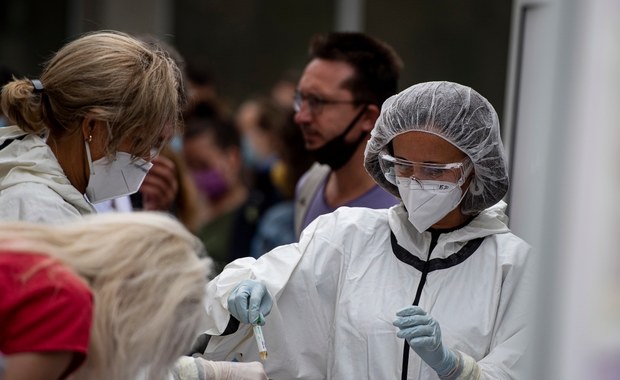 Jesteśmy gotowi na drugą falę epidemii? Ekspert: Jestem pewien, że zabraknie szczepionek na grypę