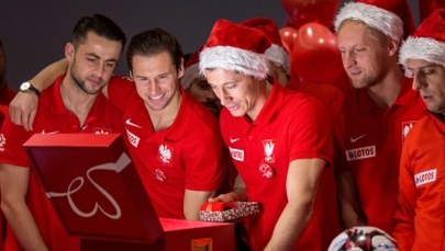 „Jesteśmy grupą szczęściarzy”. Piłkarska reprezentacja pomogła rodzinie pani Moniki