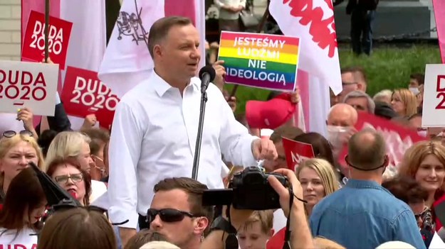 "Jesteśmy ludźmi, nie ideologią". Wiec prezydenta w Lublinie z LGBT w tle /X-news