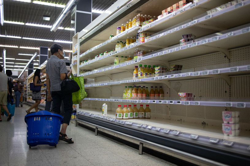 Jeszcze niedawno media informowały o pustych półkach w rosyjskich supermarketach. Jak sytuacja wygląda obecnie? /Zdjęcie ilustracyjne /Lafargue Raphael/ABACA/Abaca/East News /East News
