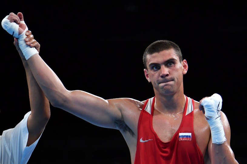 Jewgienij Tiszczenko z Rosji zdobył złoty medal olimpijski w boksie /AFP