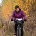 Jeżdżą nawet jesienią i zimą. Rower nie musi wylądować w piwnicy