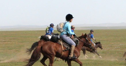 Jeźdzcy na trasie, Mongolia, 29 sierpnia 2009 /AFP