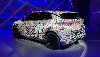 Jeździłem nową Cuprą w kamuflażu. Raval to gokart w ciele elektryka