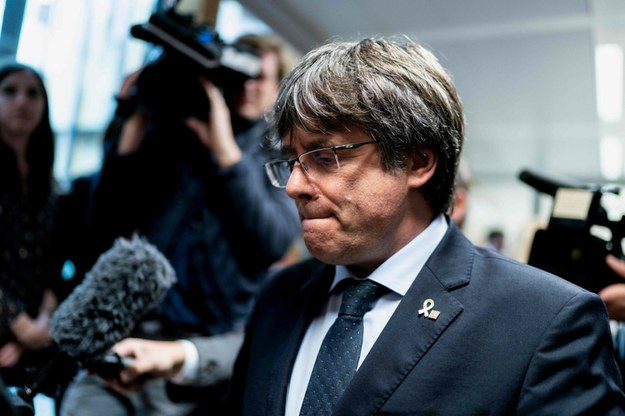 Jeżeli Puigdemont zostanie skazany za wspieranie terroryzmu, nad rządem Hiszpanii zawiśnie groźba wotum nieufności /KENZO TRIBOUILLARD /East News/AFP