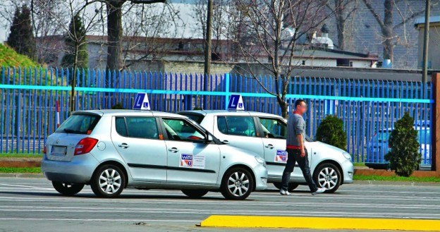 Jeżeli zdający ma zastrzeżenia co do oceny lub przebiegu, egzaminu, może złożyć skargę. Nie zmieni ona wyniku, ale jeśli zostanie rozpatrzona pozytywnie, kursant może bezpłatnie egzamin powtórzyć. /Motor